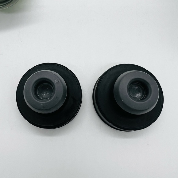 Nathan Black and Neon Yellow Hydration Belt with two 8oz bottles - Picture 9 of 14